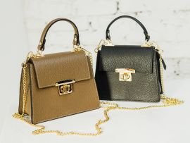 Fashionable side bags for college girl 